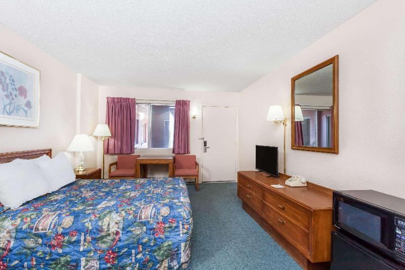 Photo of Bedroom in Burns