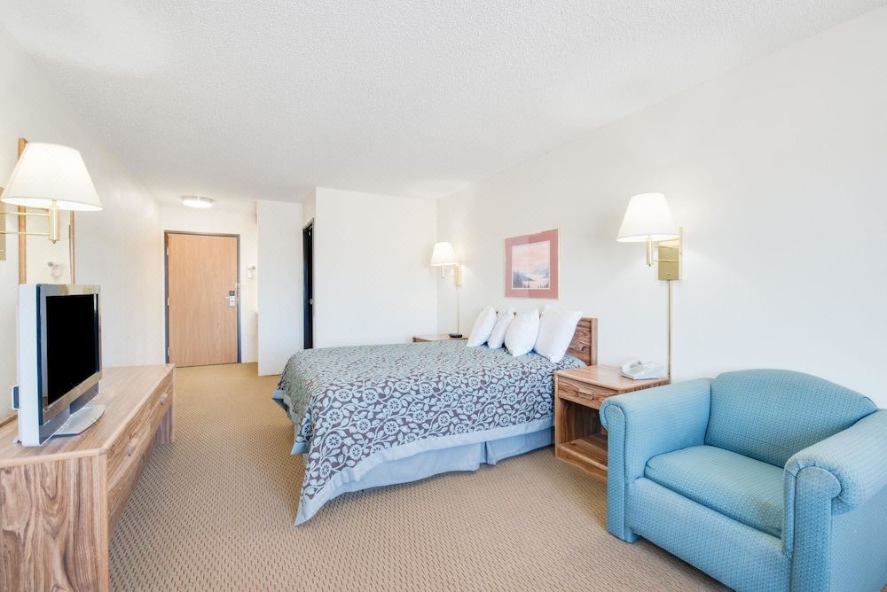 Photo of Livingroom in Sturgis