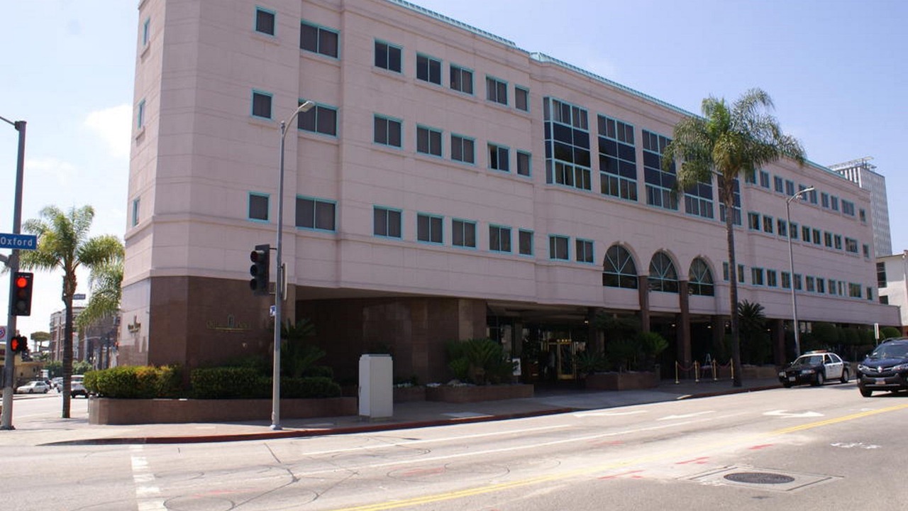 Photo of Buildings in Wilshire