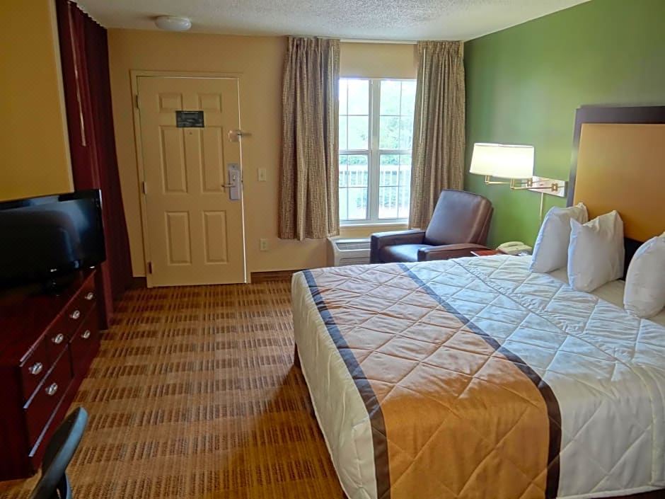 Photo of Bedroom in State Park