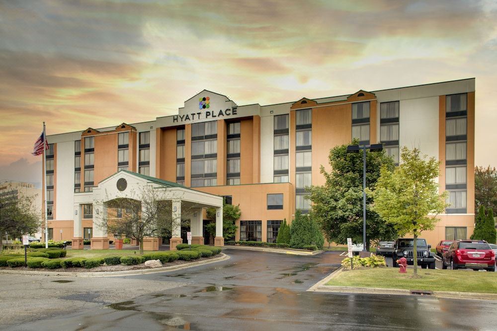 Photo of Buildings in Auburn Hills