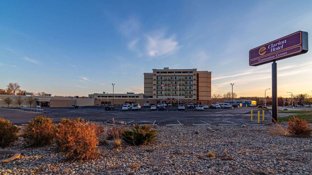 Photo of Buildings in Minot