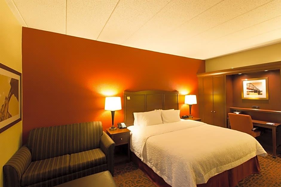 Photo of Bedroom in Grove City