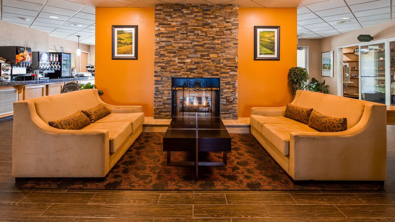 Photo of Livingroom in Caldwell