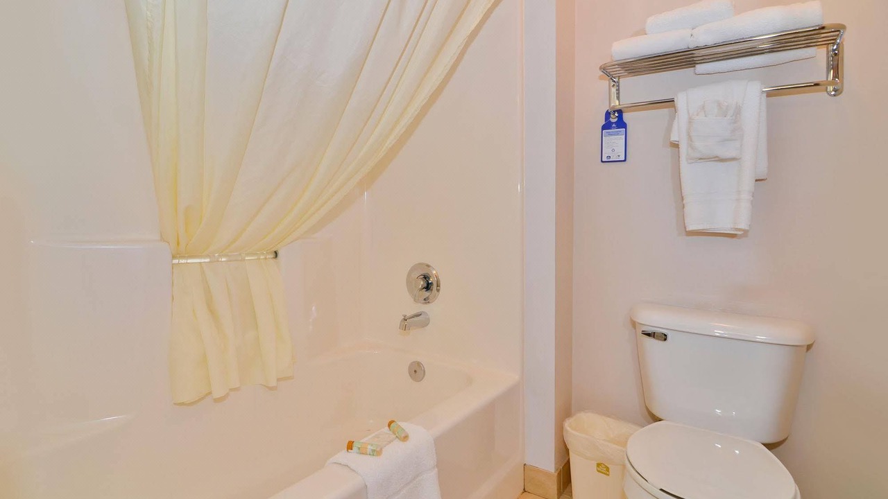 Photo of Bathroom in Laurel