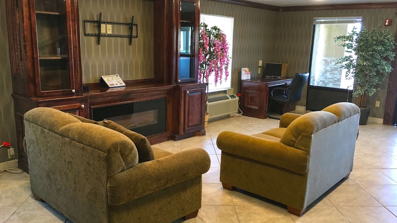 Photo of Livingroom in Greater Belhaven