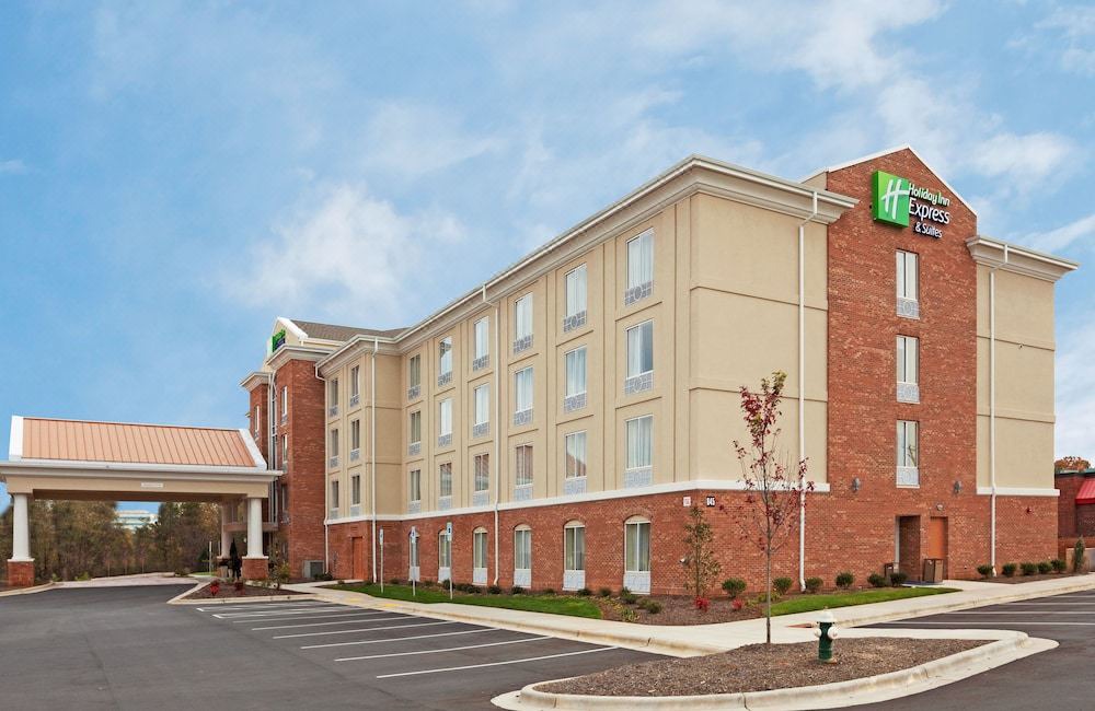 Photo of Buildings in Greensboro