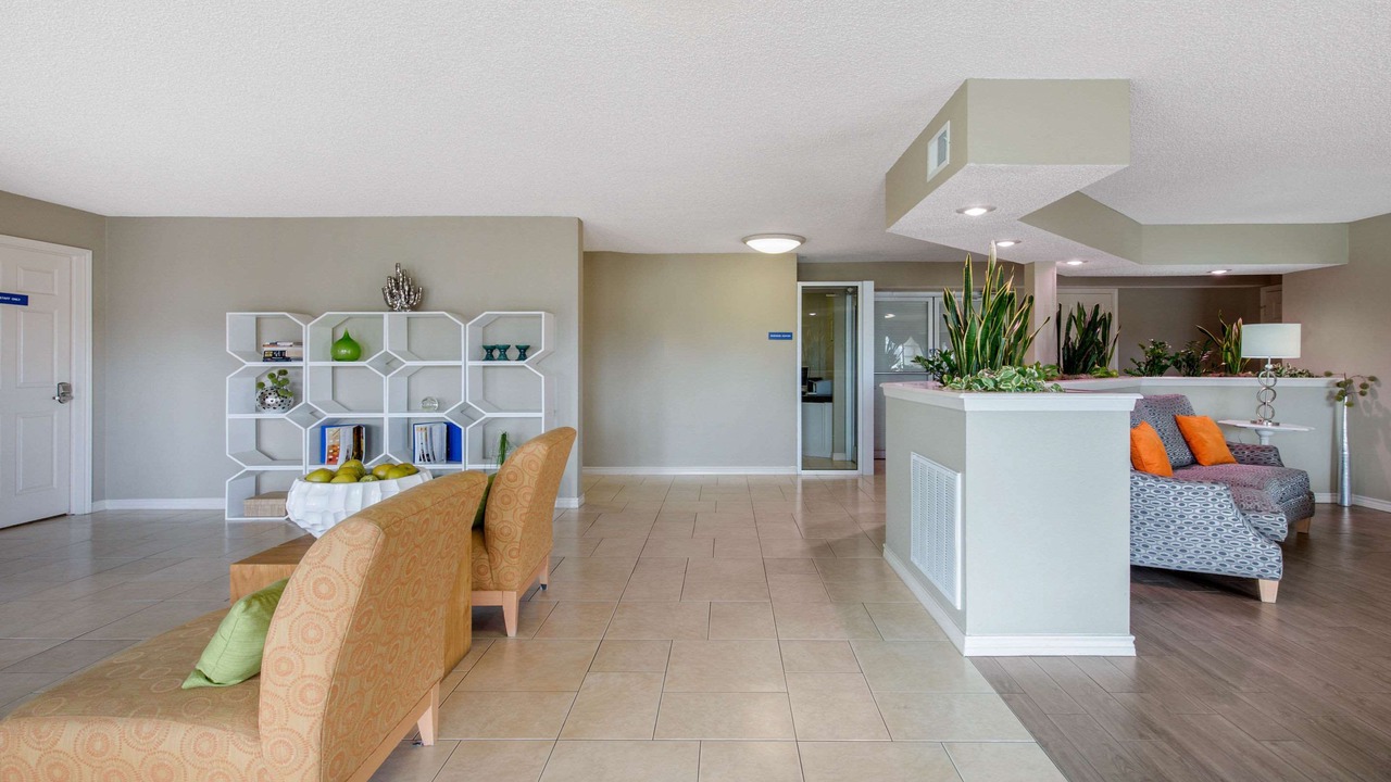 Photo of Livingroom in Clute