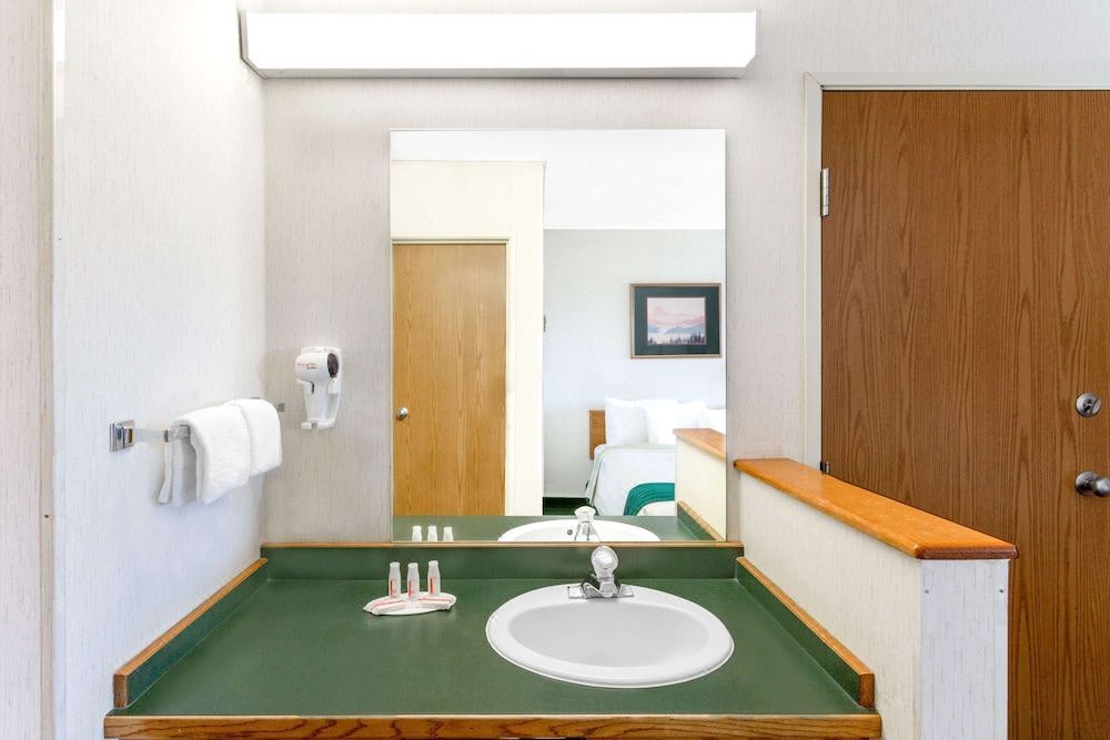 Photo of Bathroom in Butte