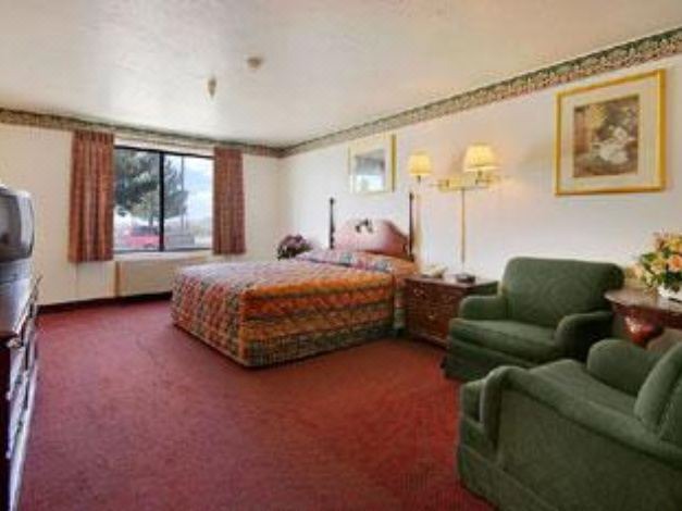Photo of Livingroom in Evanston