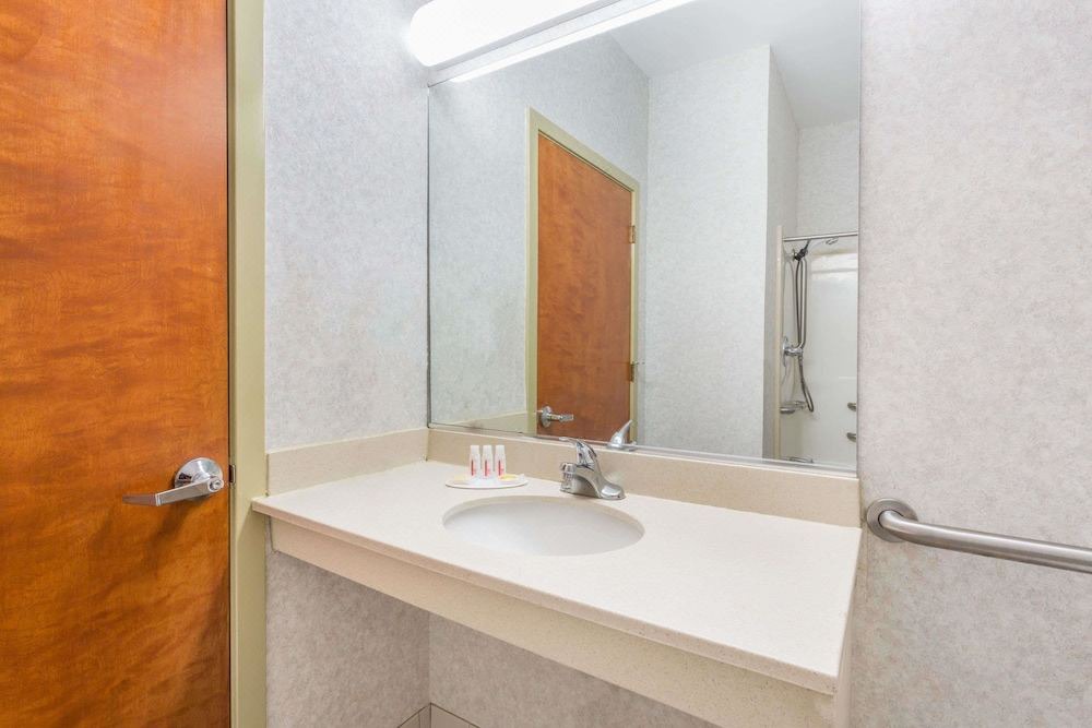 Photo of Bathroom in Glen Allen