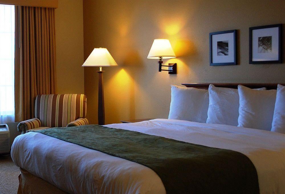 Photo of Bedroom in Superstition Springs