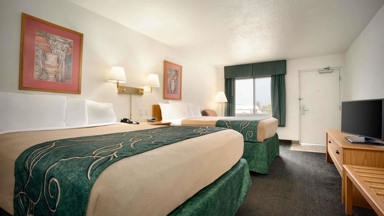 Photo of Bedroom in Cheyenne