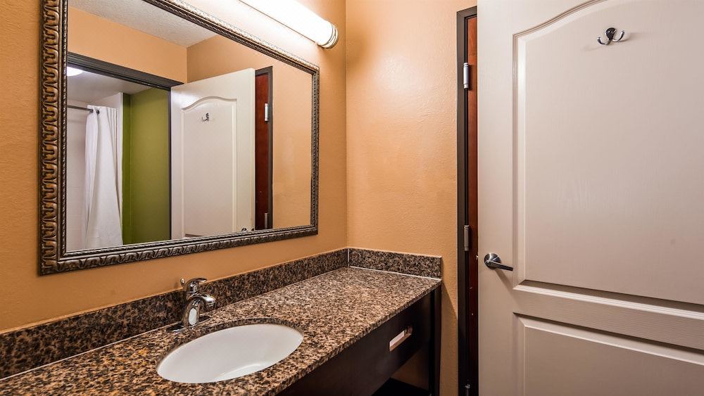 Photo of Bathroom in New Pathways