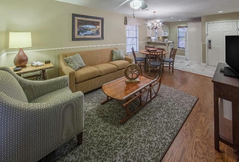 Photo of Livingroom in Canyon Lake