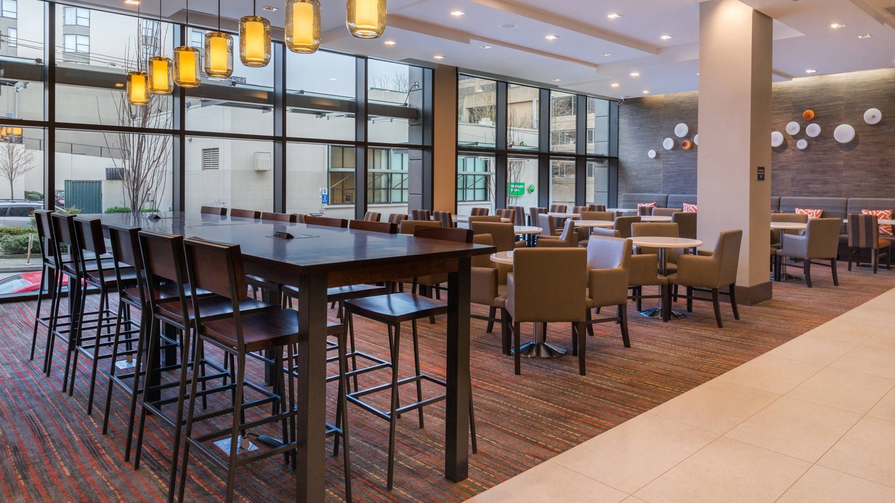 Photo of Livingroom in University District