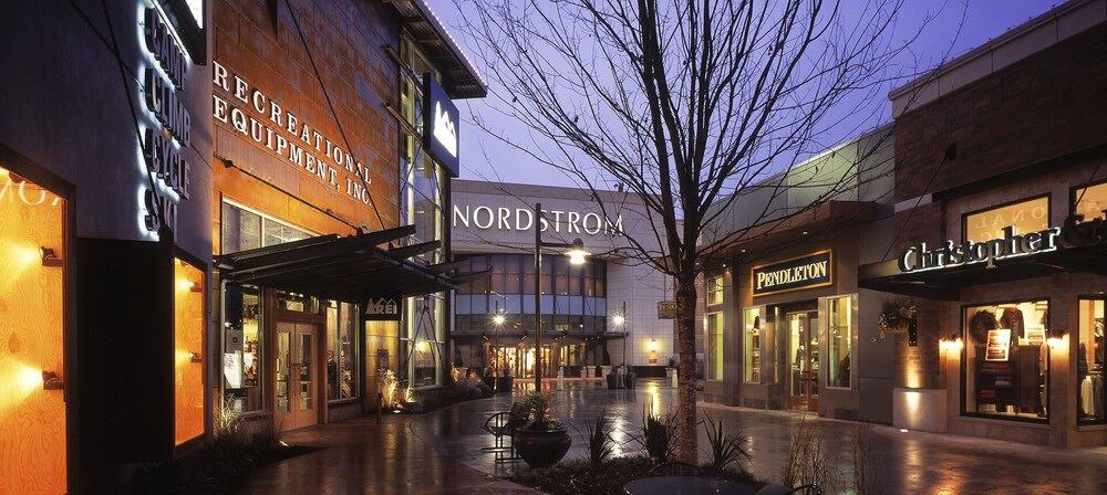 Photo of Buildings in Edmonds