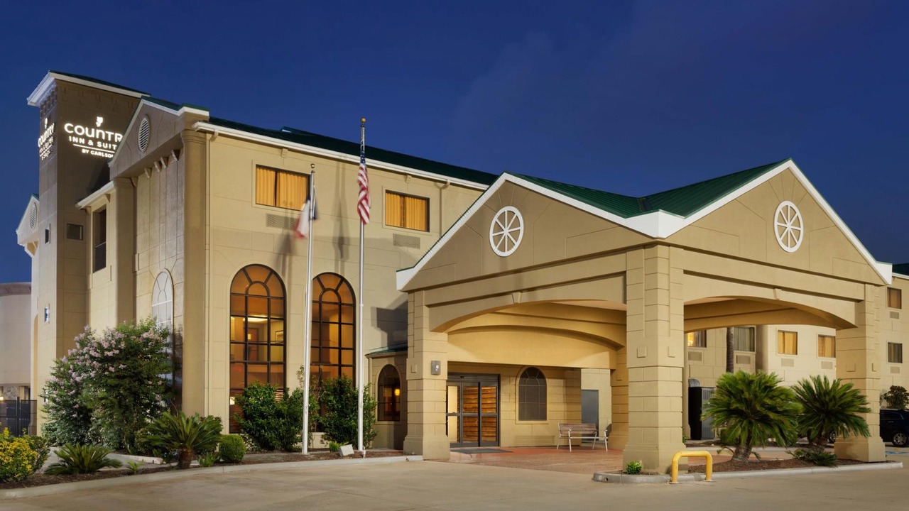 Photo of Buildings in FM 1960