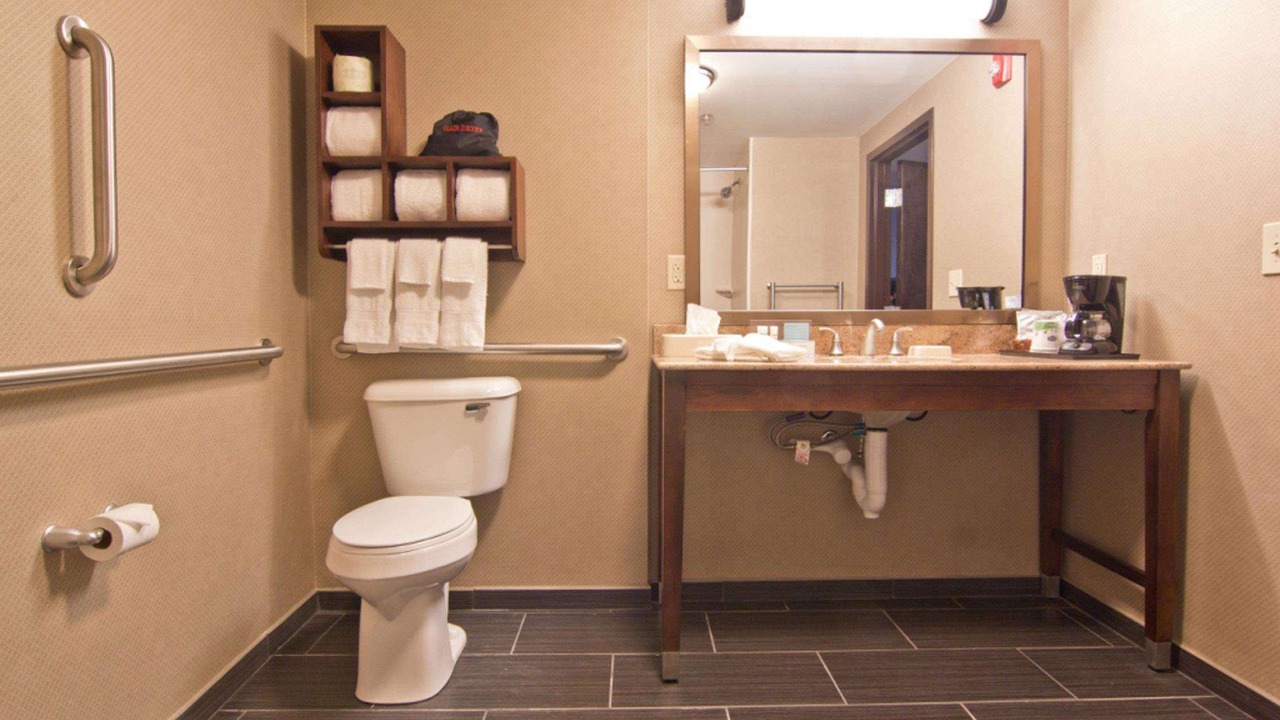 Photo of Bathroom in Grove City