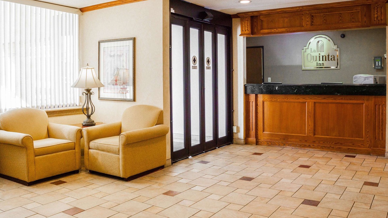 Photo of Livingroom in Springdale