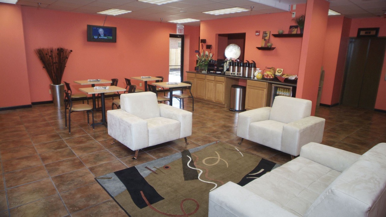 Photo of Livingroom in New Pathways