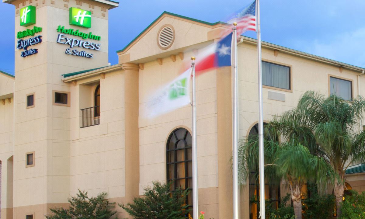 Photo of Buildings in FM 1960