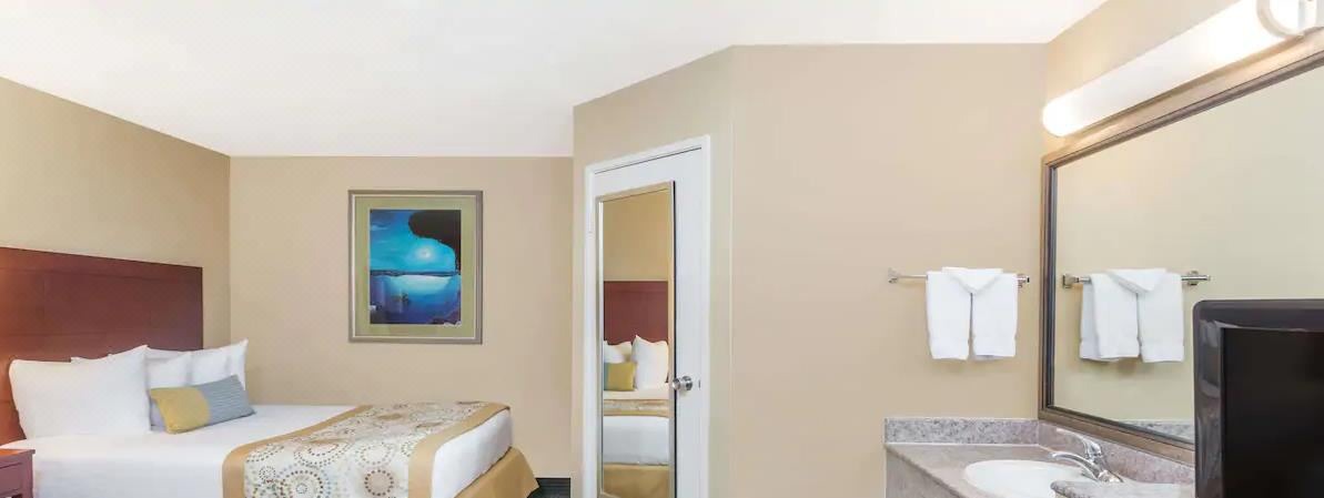 Photo of Bedroom in Midway-Pacific Highway