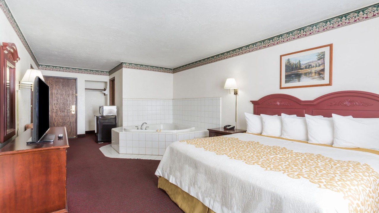 Photo of Bedroom in Evanston