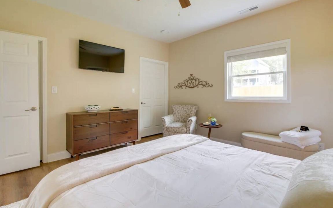 Photo of Bedroom in Jackson