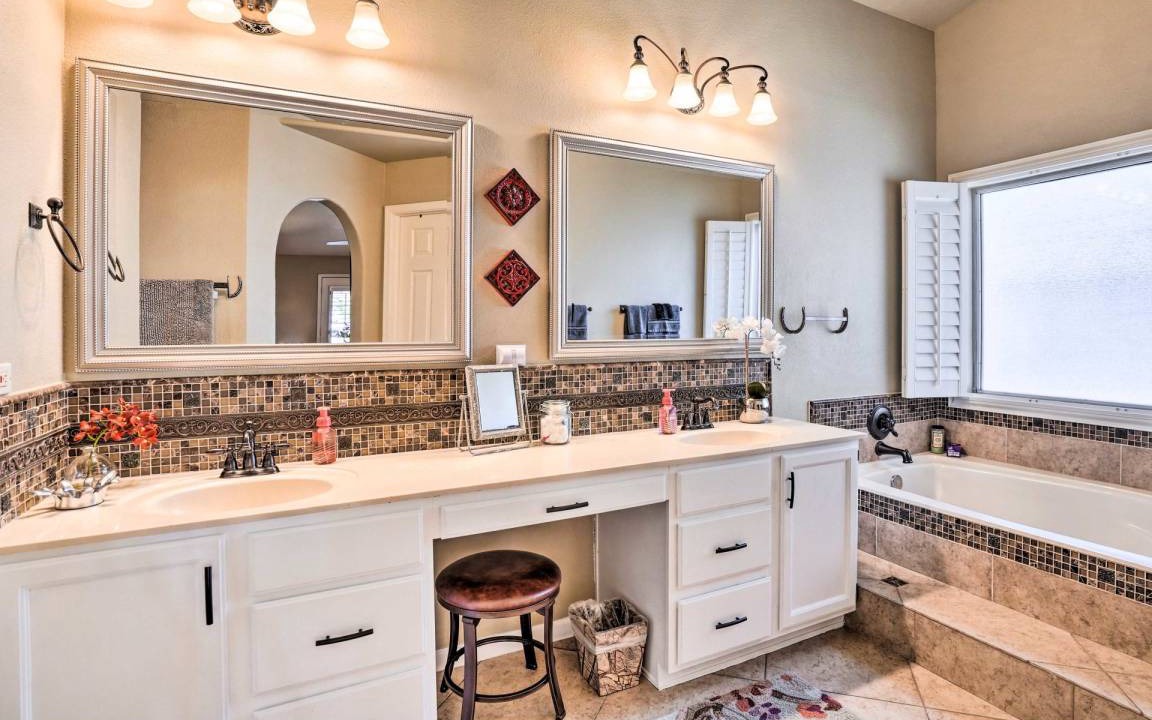 Photo of Bathroom in Northwood Glen