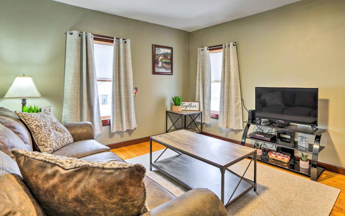 Photo of Livingroom in Carbon Hill