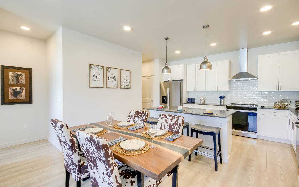 Photo of Livingroom in Livingston