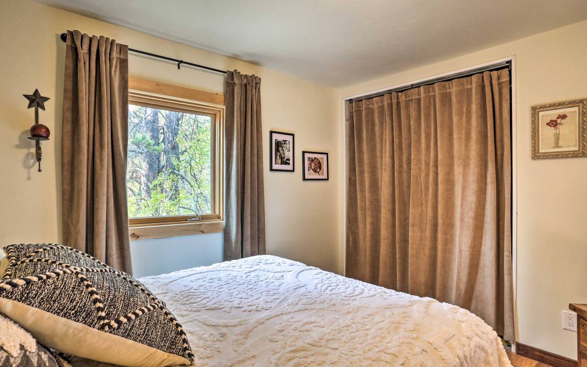 Photo of Bedroom in Casper