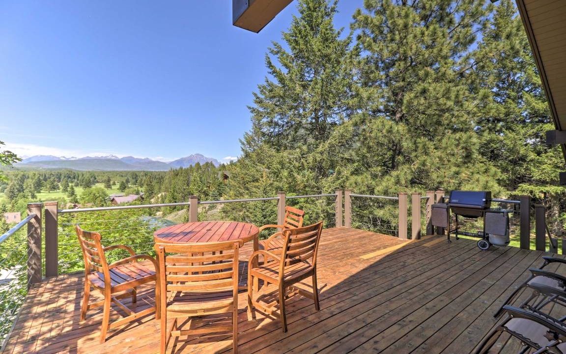 Photo of Patio Balcony in West Glacier