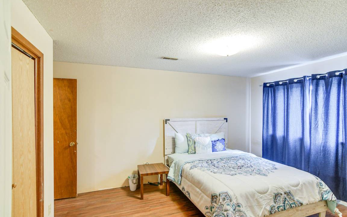Photo of Bedroom in Urbandale