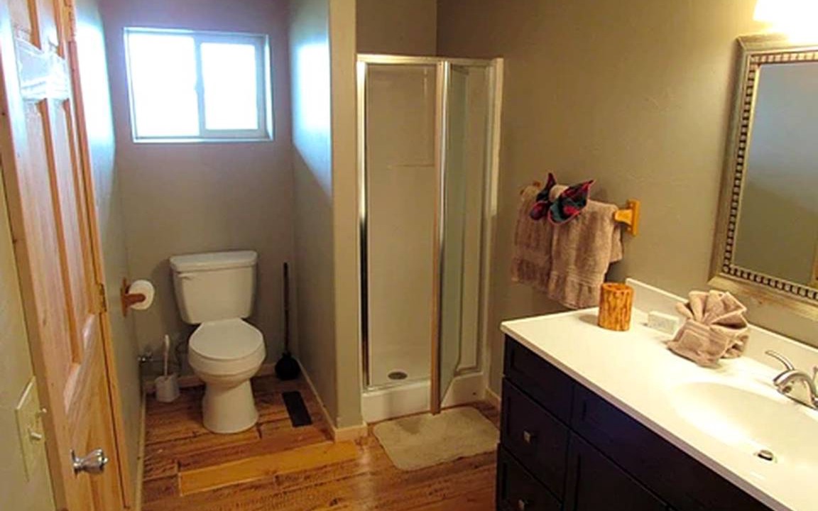 Photo of Bathroom in Cameron