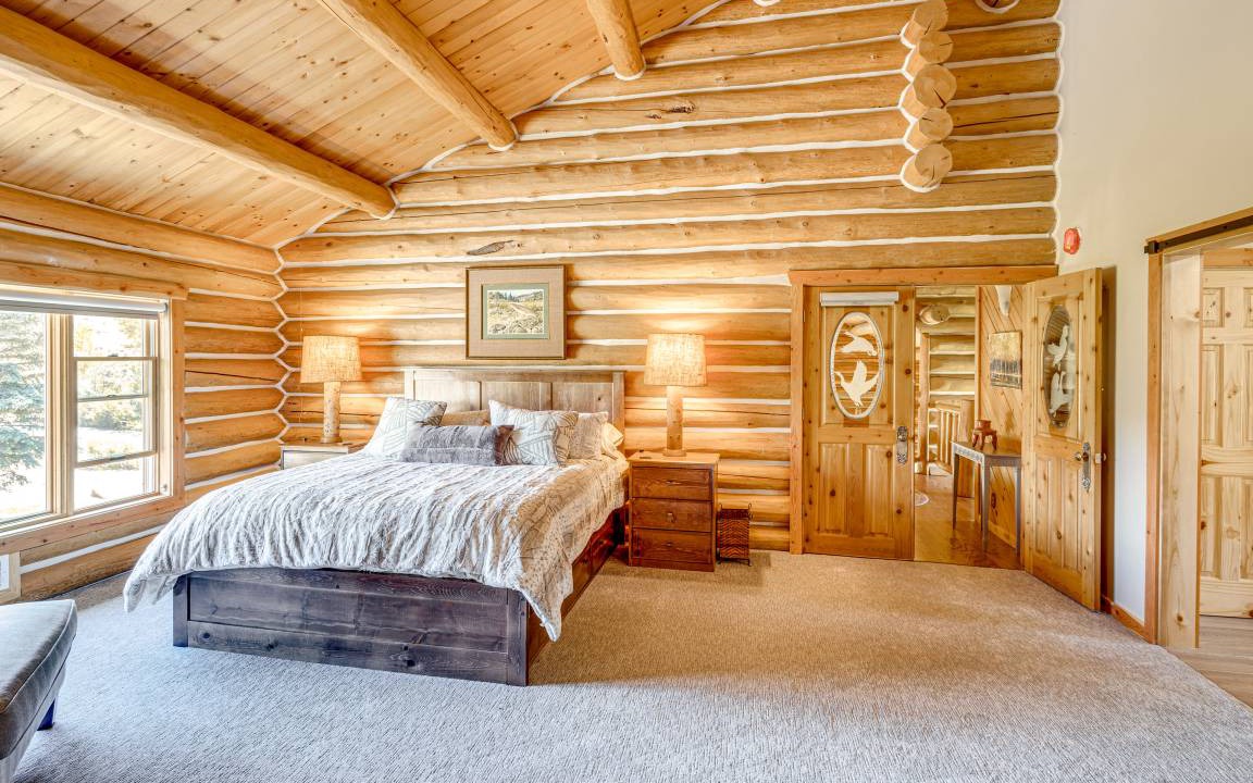 Photo of Bedroom in Custer County