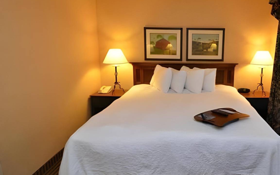 Photo of Bedroom in State College