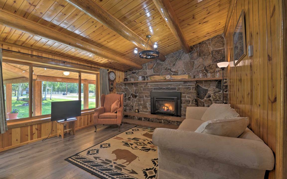 Photo of Livingroom in Pinedale