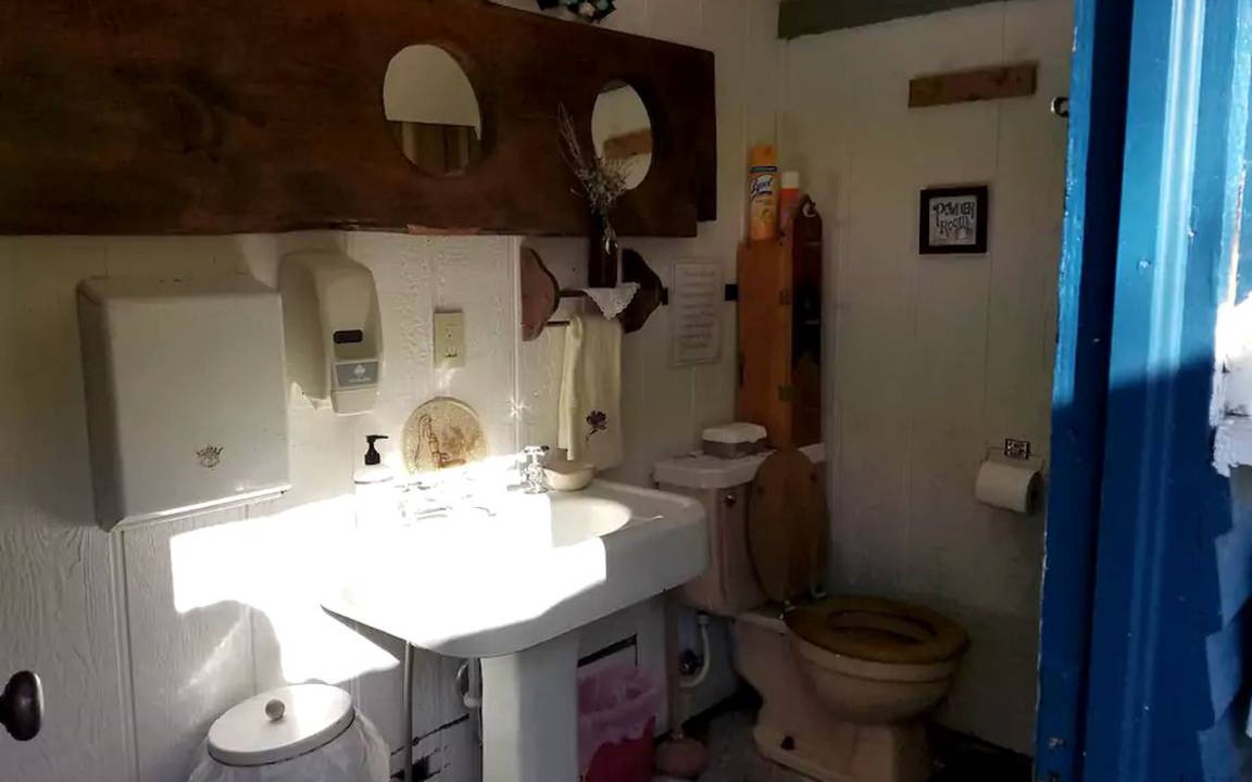 Photo of Bathroom in Lava Hot Springs