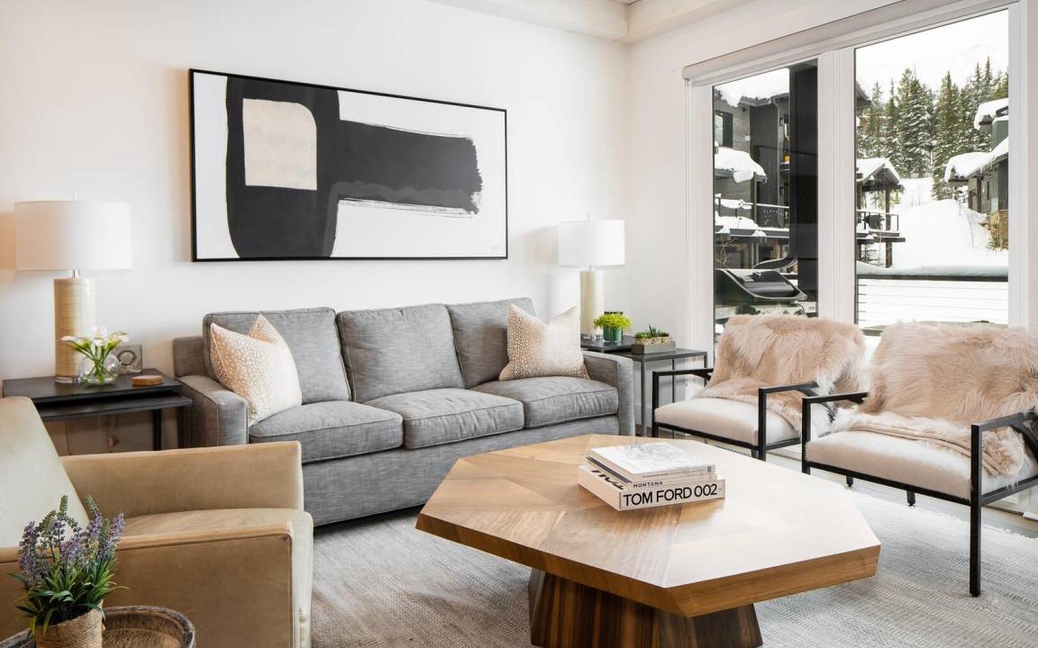 Photo of Livingroom in Big Sky