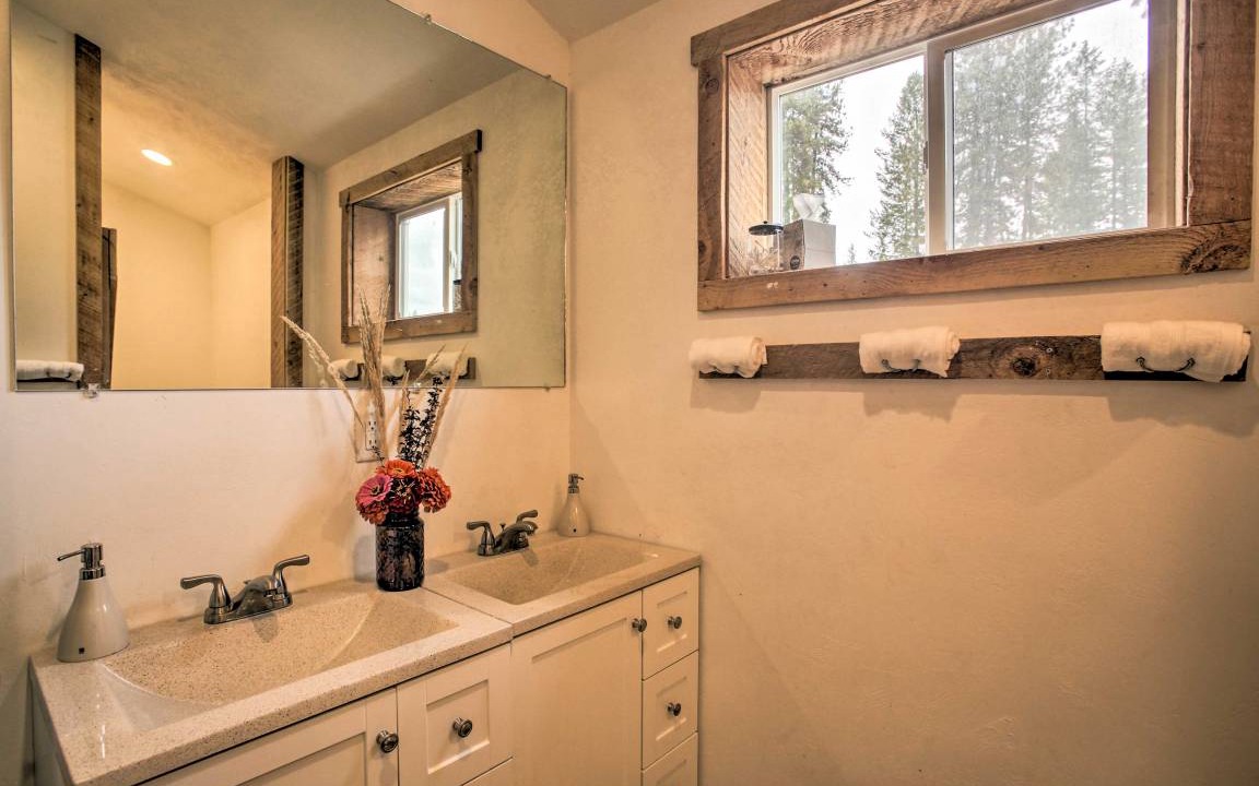 Photo of Bathroom in Kettle Falls