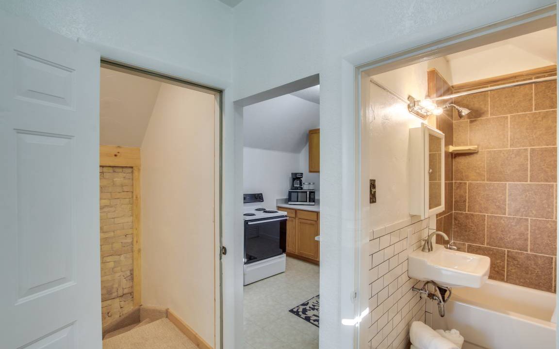Photo of Kitchen in Logan