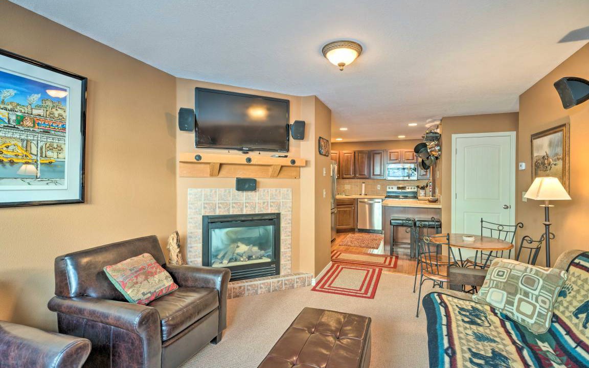 Photo of Livingroom in Big Sky
