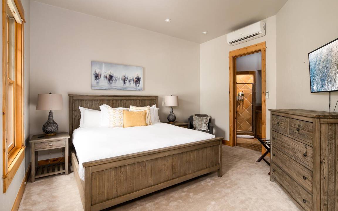 Photo of Bedroom in Saddle Ridge
