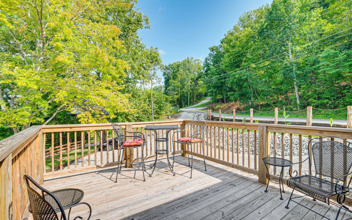 Photo of Patio Balcony in Cub Run