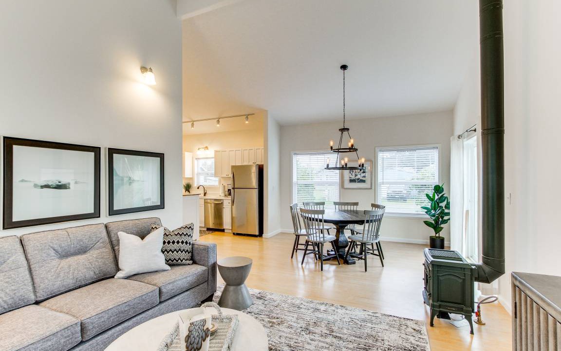 Photo of Livingroom in Pacific Beach