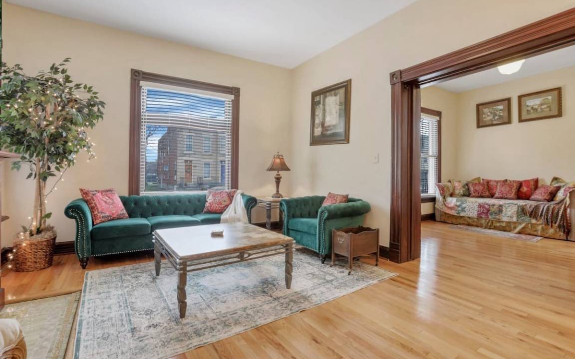Photo of Livingroom in Olde Towne East