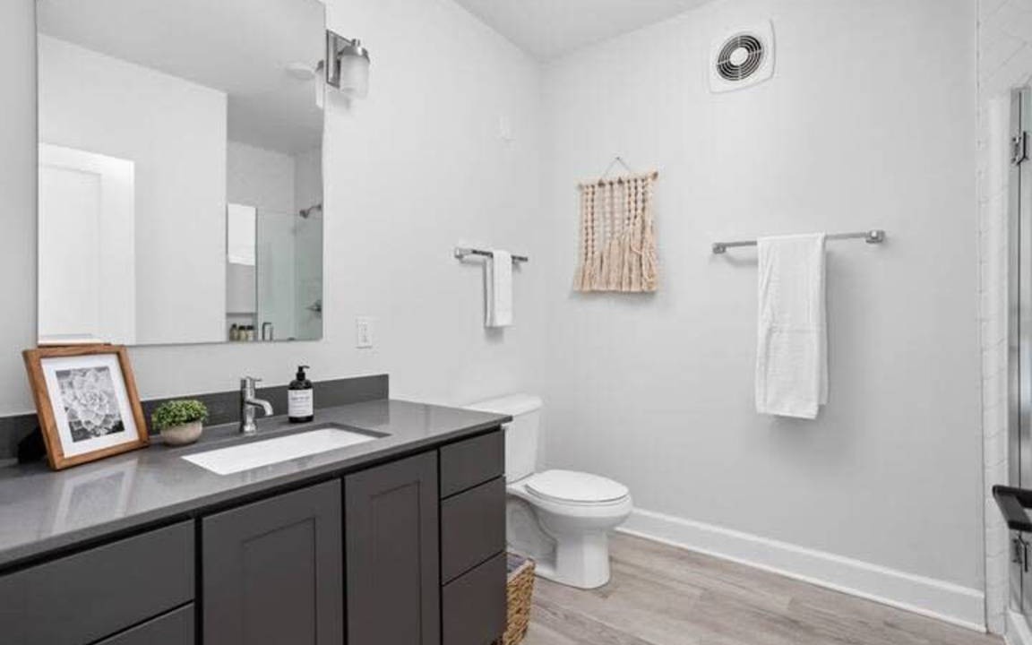 Photo of Bathroom in Meridian-Kessler