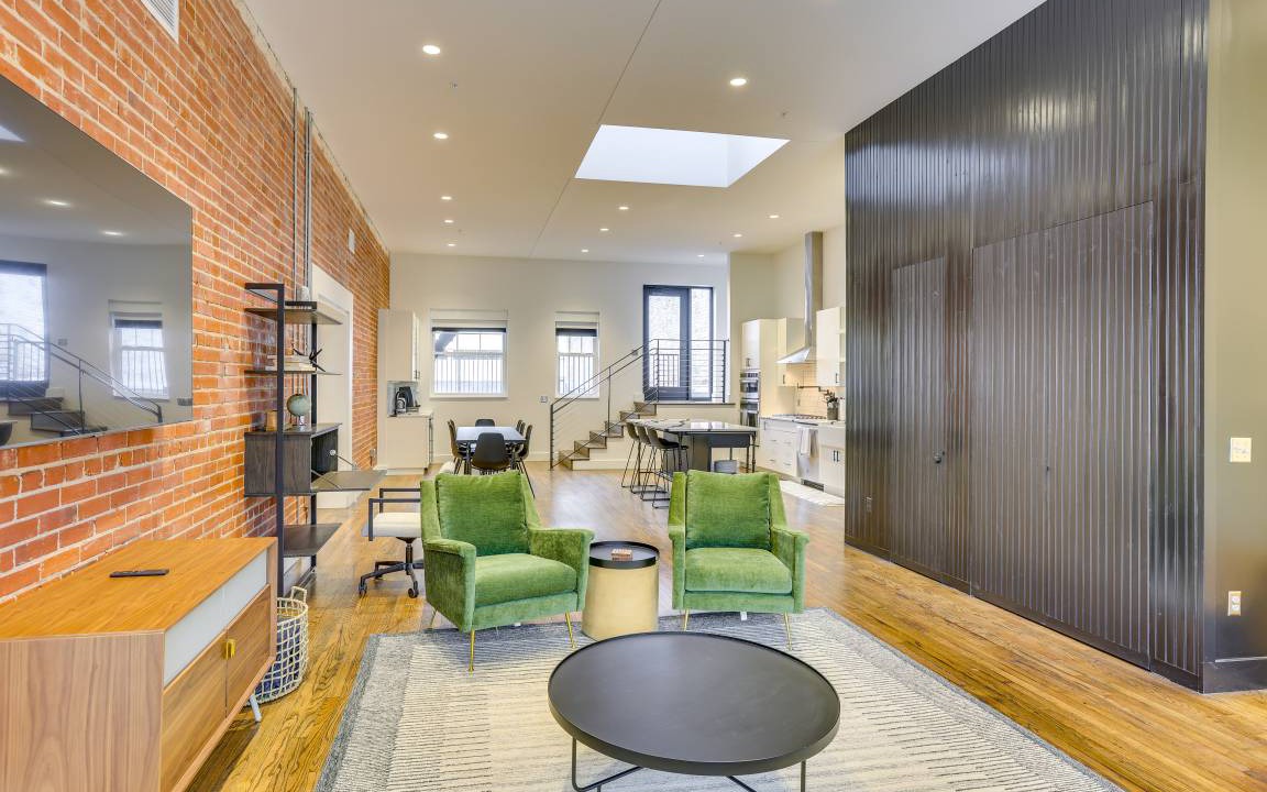 Photo of Livingroom in Downtown Omaha